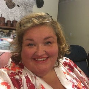 Meet your Posher, Cari